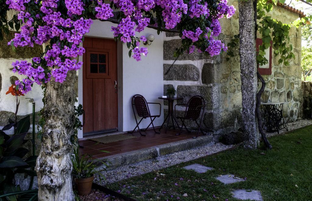 1720 Quinta Da Cancela - Winery & Farmhouse Guimarães Chambre photo