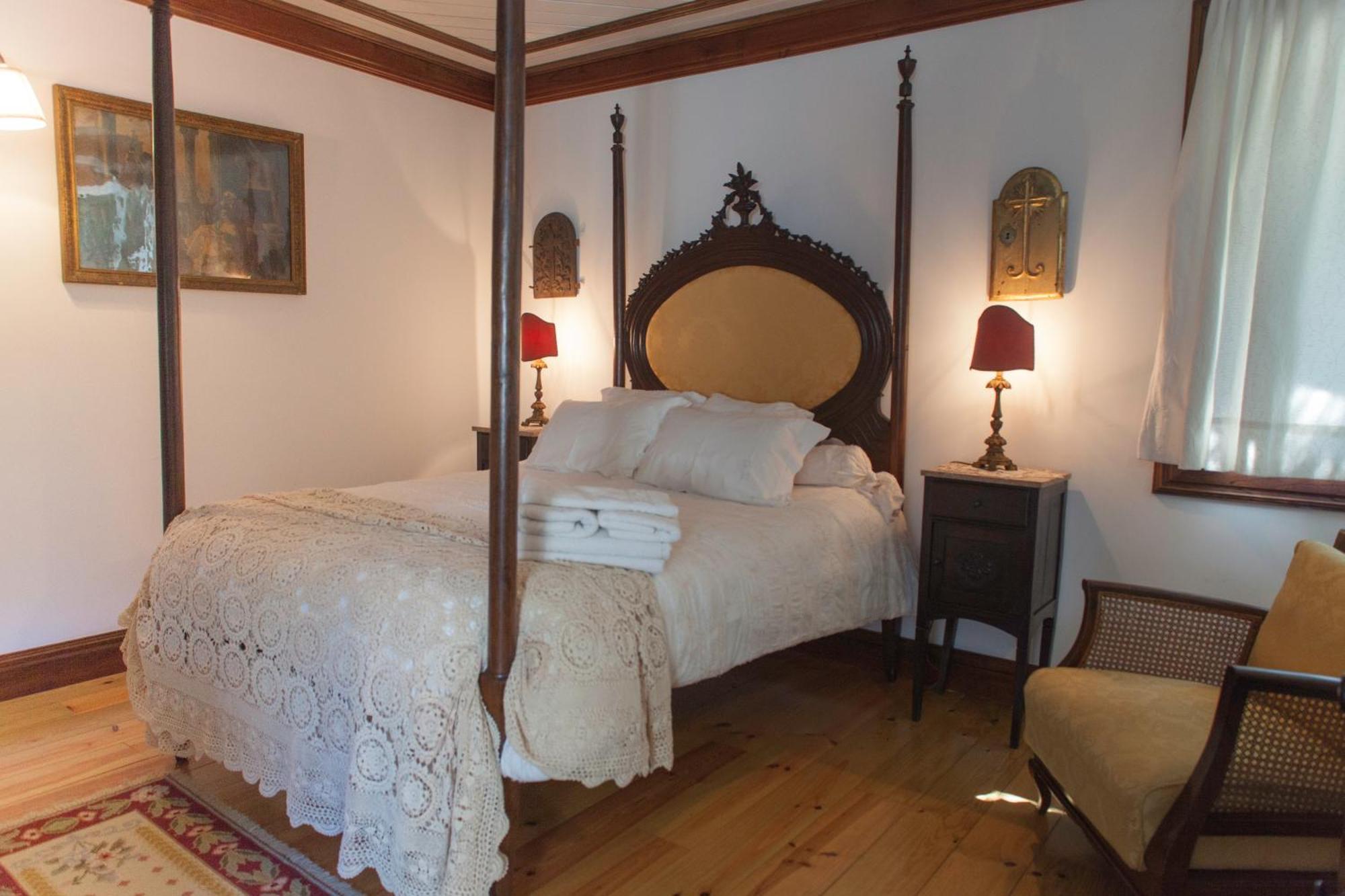 1720 Quinta Da Cancela - Winery & Farmhouse Guimarães Chambre photo
